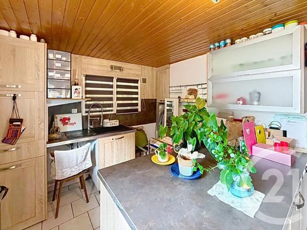 Immeuble à vendre  318 m 2   BETHONCOURT  - 25