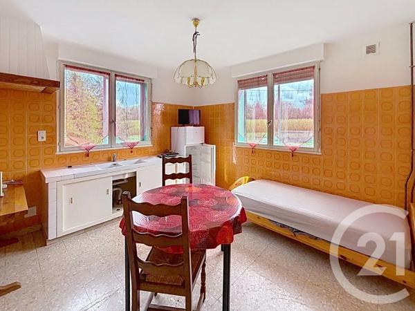 Immeuble à vendre  318 m 2   BETHONCOURT  - 25