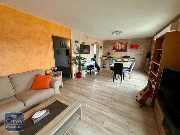 Appartement à louer 3 pièces 72.71m²