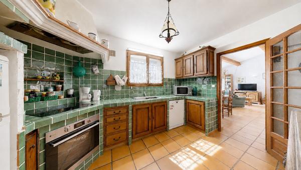 RARE À LA VENTE SECTEUR RECHERCHÉ MAISON 3 CHAMBRES