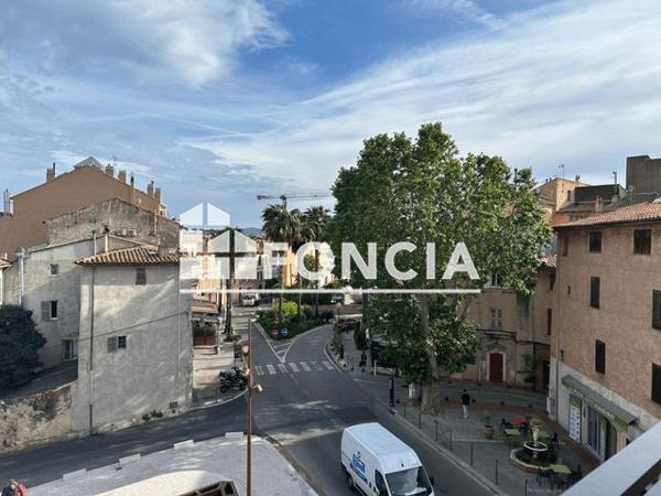 Location Appartement 2 pièces 52.15 m² - AVENUE BARTHELEMY DAGNAN Ollioules 83190