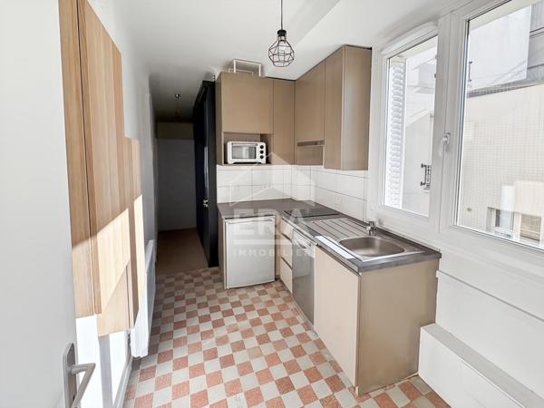 2 pièces à vendre en très bon état proche Mairie du 20e et Gambetta