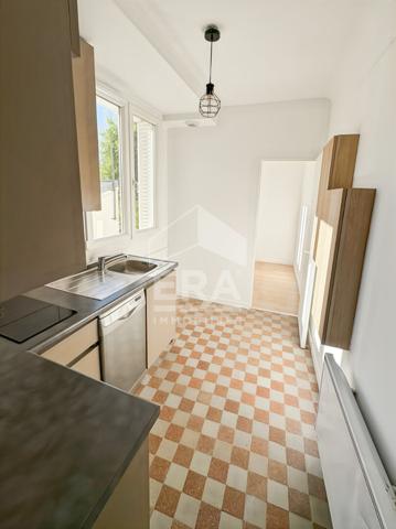 2 pièces à vendre en très bon état proche Mairie du 20e et Gambetta