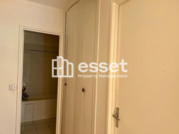 Location Studio 32 m² - Paris 75015