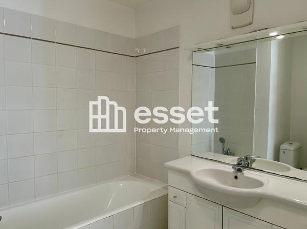 Location Studio 32 m² - Paris 75015