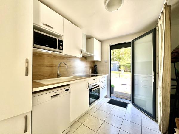 Marcoussis (91460) Propriété d'exception sur la butte de Marcoussis- 2 maisons- Piscine- Terrain boisée de 3279m2