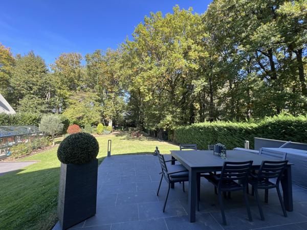 Marcoussis (91460) Propriété d'exception sur la butte de Marcoussis- 2 maisons- Piscine- Terrain boisée de 3279m2