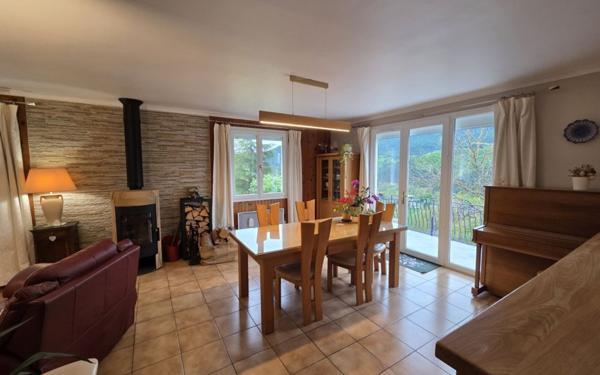 Maison à vendre    7 pièces • 155 m2 Badaroux