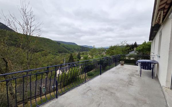 Maison à vendre    7 pièces • 155 m2 Badaroux