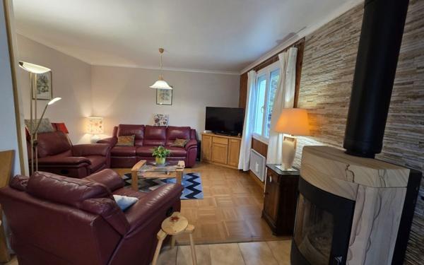 Maison à vendre    7 pièces • 155 m2 Badaroux