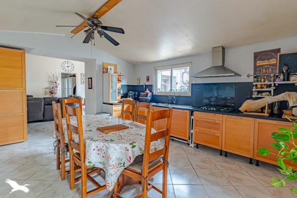 Maison à vendre |  Carbon-Blanc |  7 pièces | 174 m²
