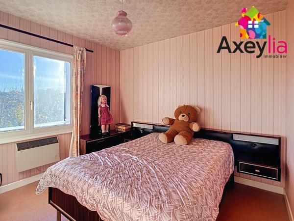 Sevelinges (42460) A VENDRE - SEVELINGES - GROS POTENTIEL - MAISON AVEC 4 CHAMBRES, SOUS-SOL, COMBLES AMÉNAGEABLES ET GRAND TERRA