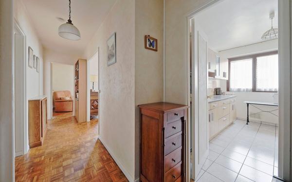 Appartement à vendre    3 pièces • 76,86 m2 Lagny-sur-Marne