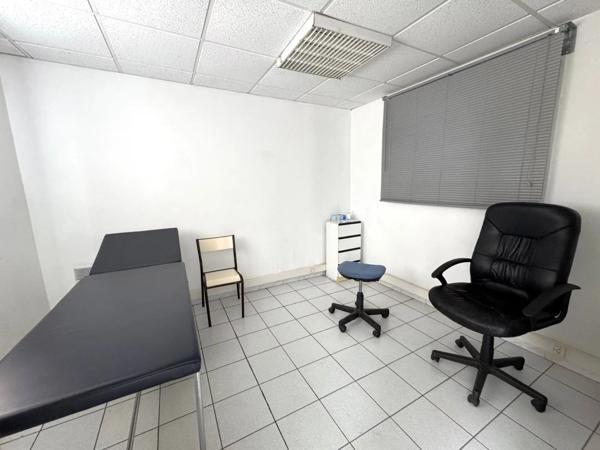 Vente Local industriel 10 pièces 708 m2 à Compiègne