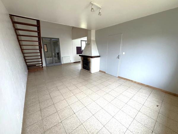 Vente Local industriel 10 pièces 708 m2 à Compiègne