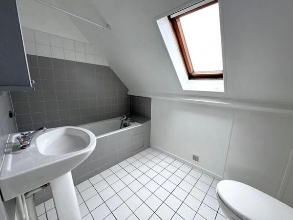 Vente Local industriel 10 pièces 708 m2 à Compiègne