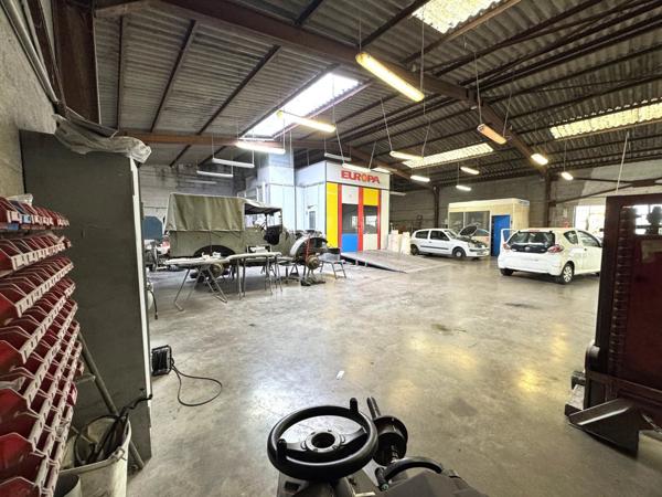 Vente Local industriel 10 pièces 708 m2 à Compiègne