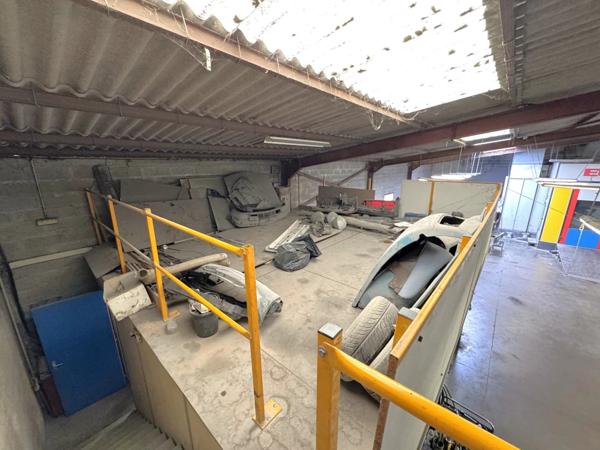 Vente Local industriel 10 pièces 708 m2 à Compiègne