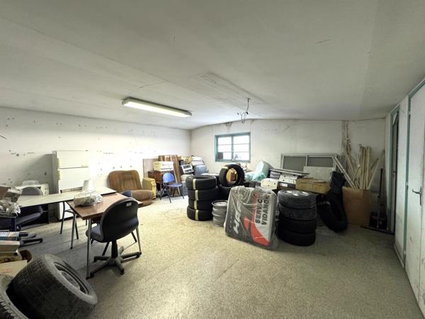 Vente Local industriel 10 pièces 708 m2 à Compiègne