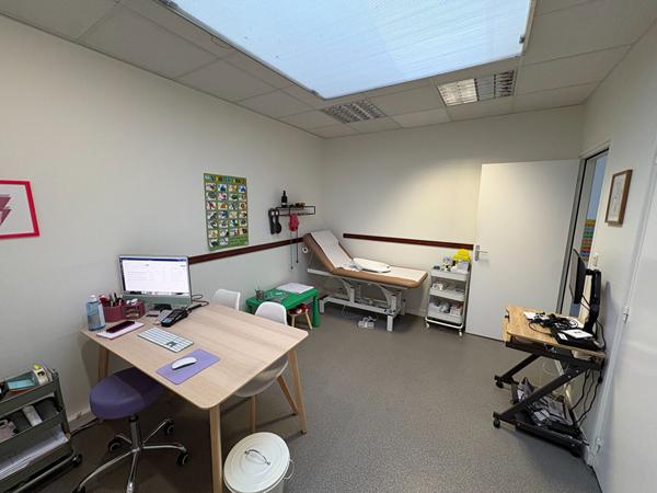 A LOUER BUREAUX ST BRIEUC -QUARTIER BEAUVALLON