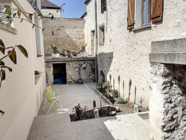 Maison à vendre  6 pièces - 148,80 m2 VERNOUILLET - 78