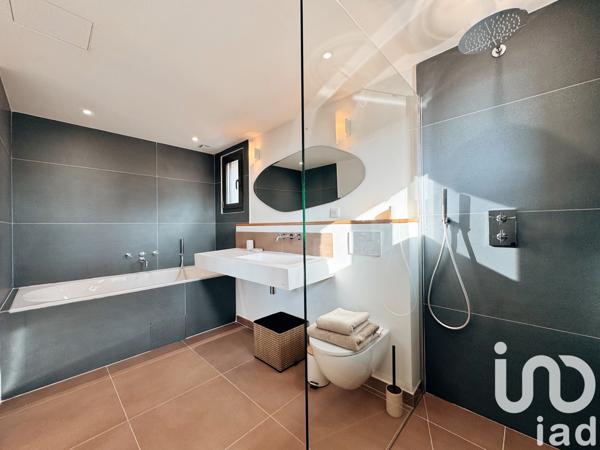 Maison à vendre 7 pièces 207 m² Les-Issambres