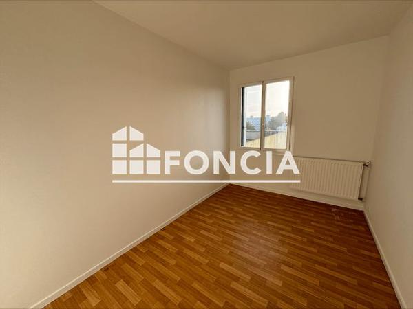 Location Appartement 4 pièces 78.85 m² - 2 RUE D'ANNABA Lorient 56100