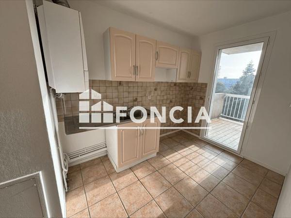 Location Appartement 4 pièces 78.85 m² - 2 RUE D'ANNABA Lorient 56100
