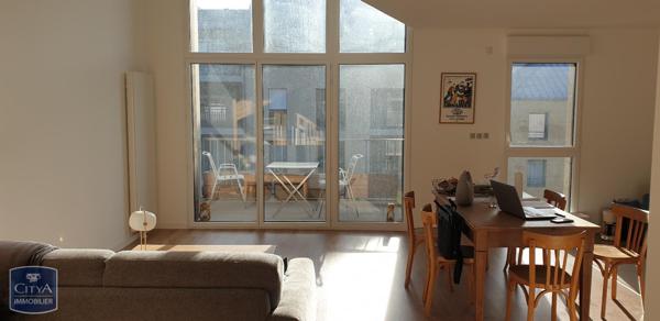 Appartement à louer 3 pièces 75.6m² Angers (49000)