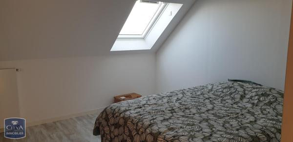 Appartement à louer 3 pièces 75.6m² Angers (49000)