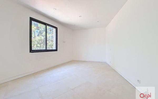 Appartement à vendre    2 pièces • 53,40 m2 Ajaccio