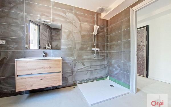 Appartement à vendre    2 pièces • 53,40 m2 Ajaccio