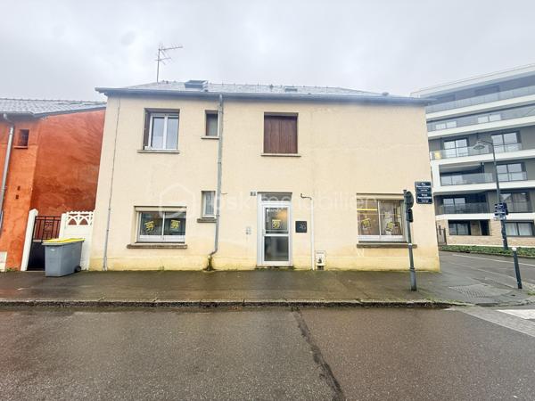 Local d'activités de 67 m²