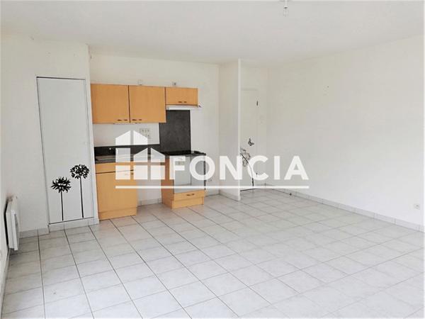 Location Appartement 2 pièces 48.19 m² - 138 RUE HENRI VENIARD St Georges Des Groseillers 61100