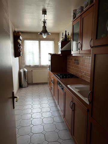Appartement à Magny-les-Hameaux 78114