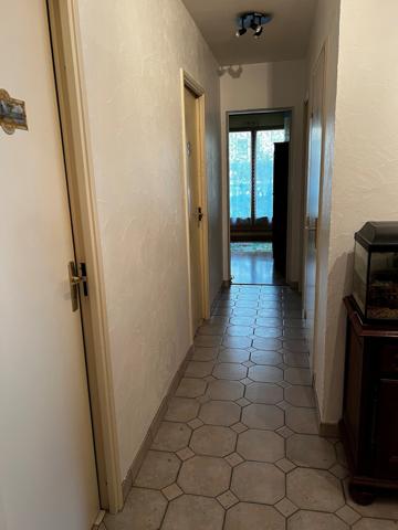 Appartement à Magny-les-Hameaux 78114