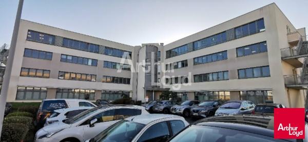 SAINT GREGOIRE - BUREAUX A VENDRE - 556 M²