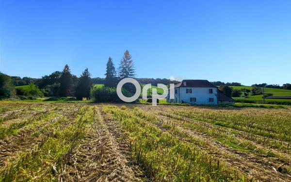 Maison à vendre    7 pièces •  Oloron-Sainte-Marie
