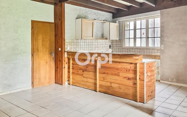 Maison à vendre    7 pièces •  Oloron-Sainte-Marie