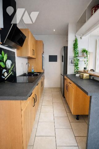 SAINT-AVERTIN – RUE DE GRANDMONT 
HABITATION + BUREAUX - EMPLACEMENT STRATÉGIQUE