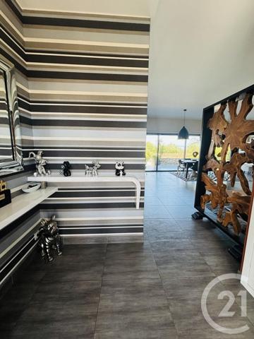 Maison à vendre  4 pièces - 209,79 m2 PERPIGNAN - 66