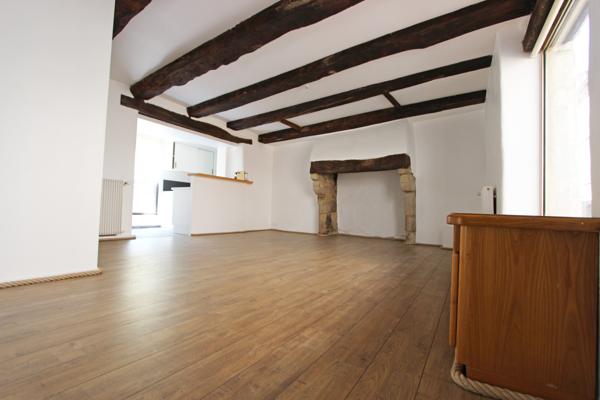 à louer maison-renovee-plein-centre-ville-de-quimper