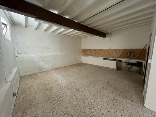 Local commercial à louer |  Ayguesvives |  2 pièces | 78 m²