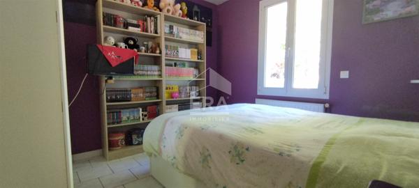 MAISON CONTEMPORAINE AVEC PISCINE ET DEPENDANCES