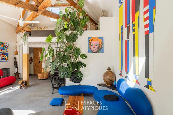 Élégante maison des années 50 avec dépendance et piscine