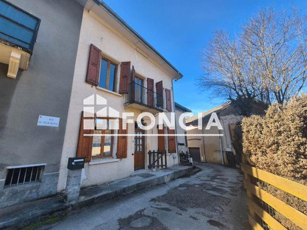 Location Maison 4 pièces 122.11 m² - 6 RUE DU FOUR BANAL Pontcharra 38530