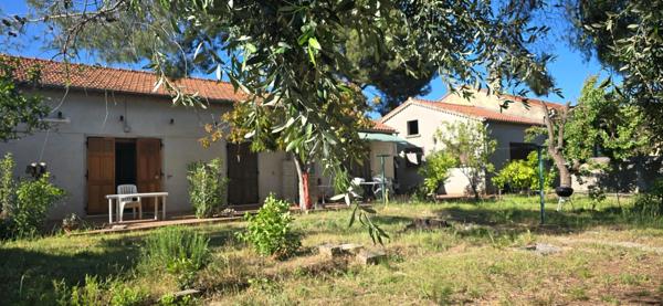 Dpt Var (83), à vendre TOULON maison 5 pièces + terrain 1000m² + garage.