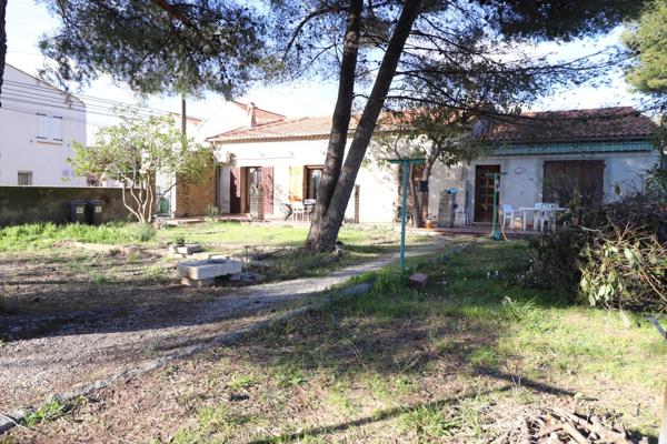 Dpt Var (83), à vendre TOULON maison 5 pièces + terrain 1000m² + garage.