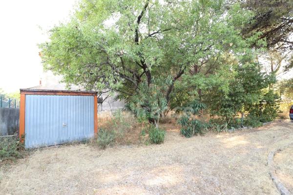 Dpt Var (83), à vendre TOULON maison 5 pièces + terrain 1000m² + garage.
