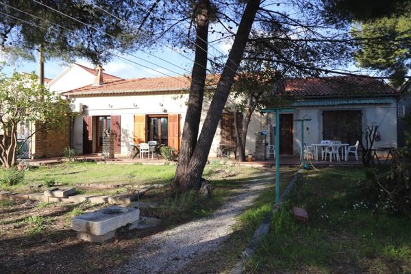 Dpt Var (83), à vendre TOULON maison 5 pièces + terrain 1000m² + garage.